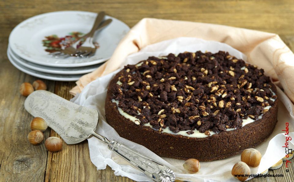 Cheesecake con crumble al cacao, ricetta dolce